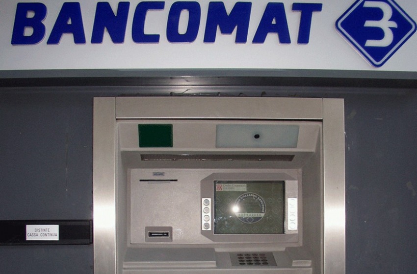 La nuova frontiera del crimine in Abruzzo è sgraffignare direttamente il bancomat