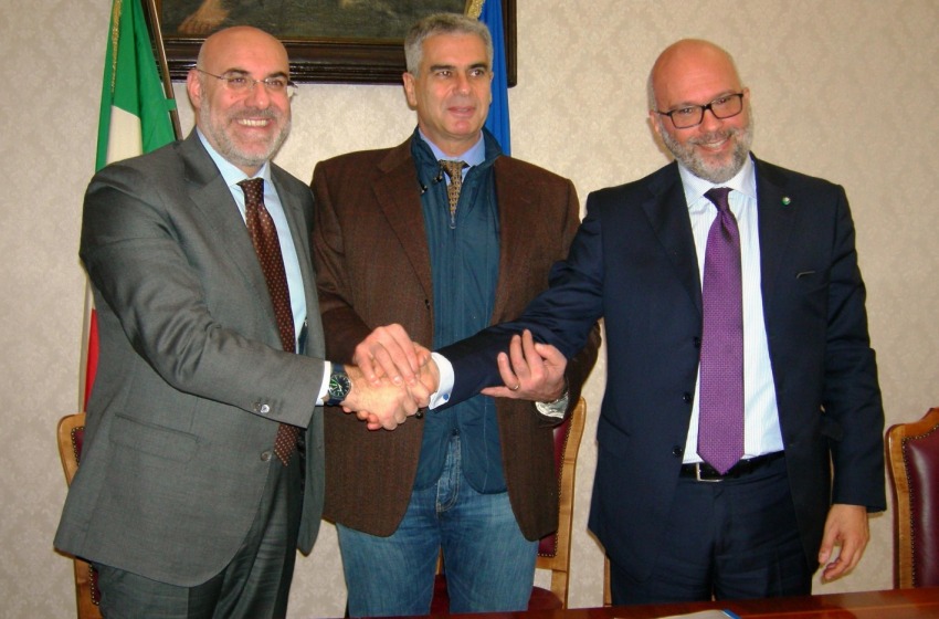 Chieti, firmato l'accordo per l'ex caserma Berardi