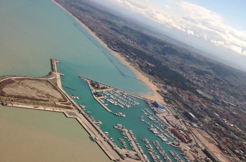 Il mare d'Abruzzo è sempre più inquinato