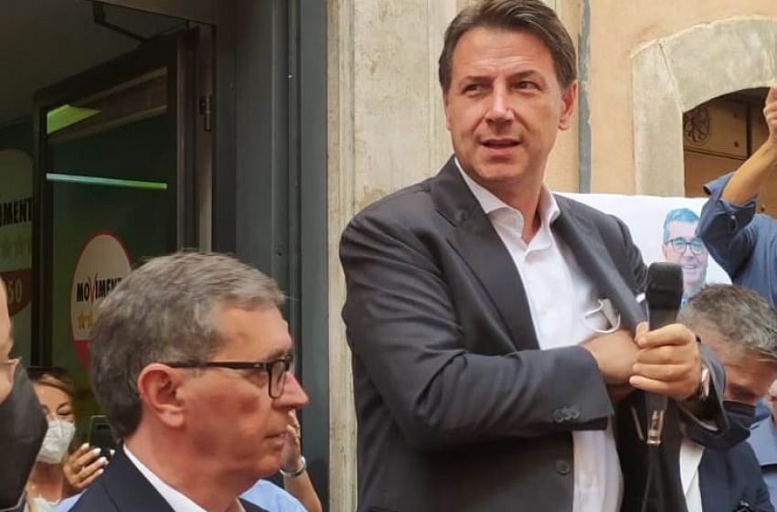 Conte a Sulmona: "La stragrande maggioranza degli italiani ha compreso l'importanza dei vaccini"