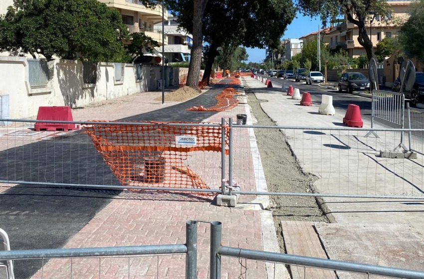 Interrotti i lavori in strada Catani, si attende l'intervento di Pescara Energia