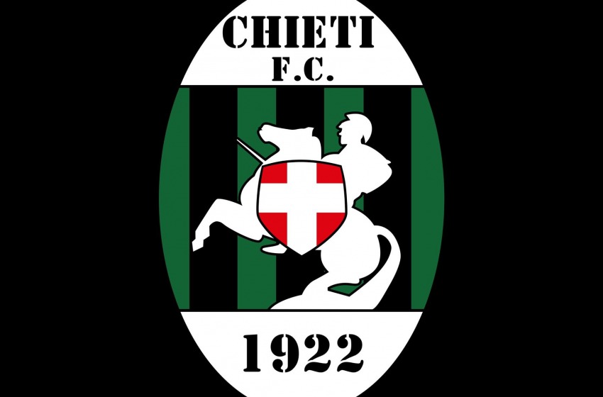 Calcio: la nuova proprietà fa sognare Chieti