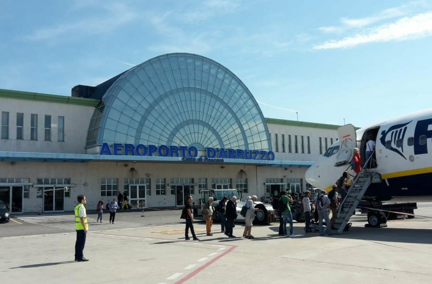 Solita bagarre sull’aeroporto d’Abruzzo