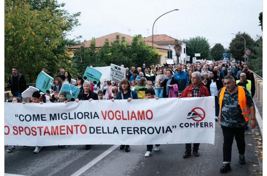 A Manoppello la protesta continua 