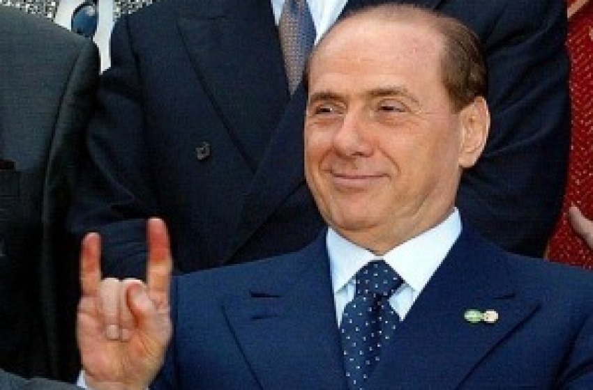 Berlusconi: «Sono il futuro»